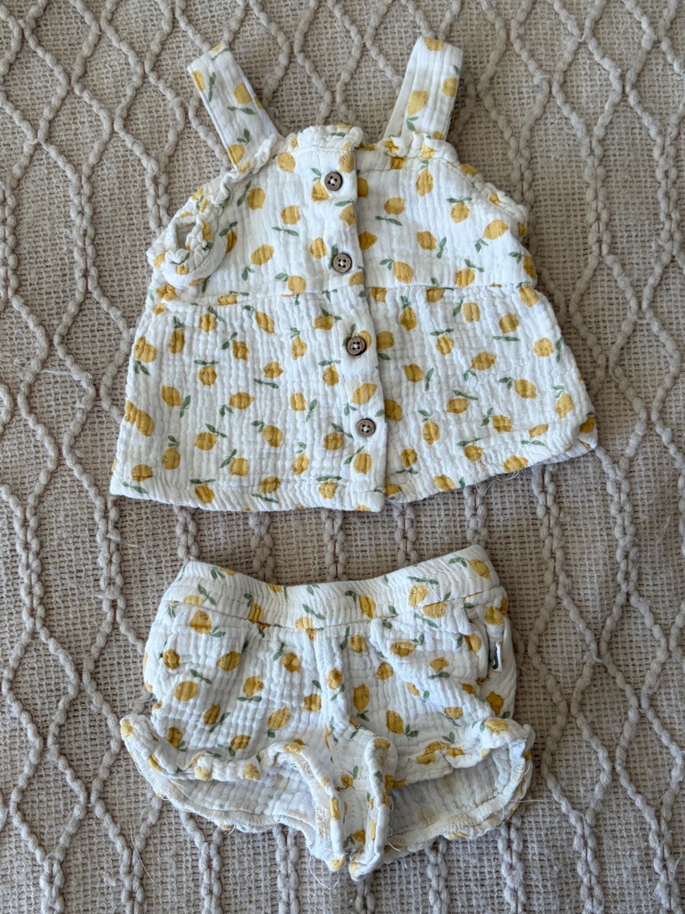 Rabbit + Bear Yellow Floral Baby Bonnet and Bloomer Set